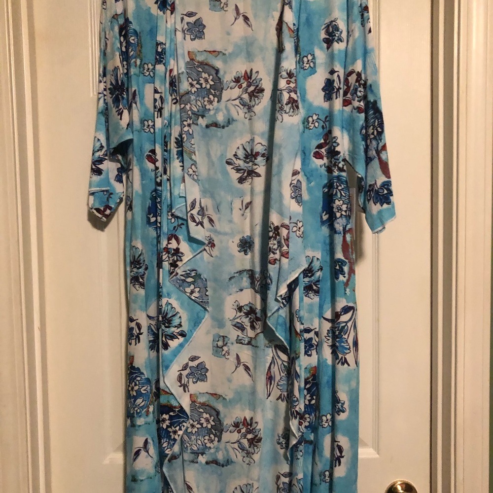 Lularoe Shirley kimono